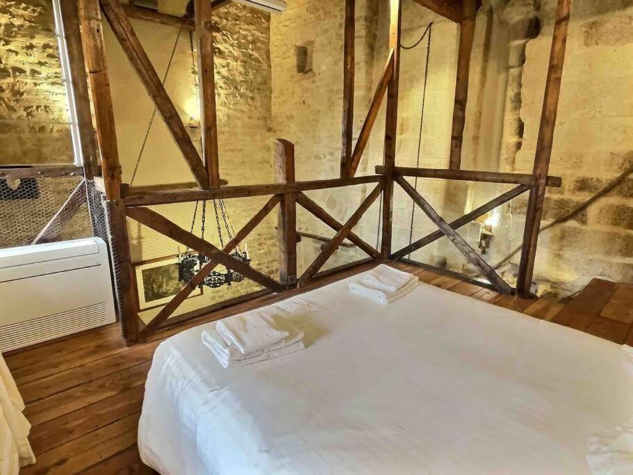 Chez Lydia - Loft Cosy, Depart Canoe A Pied, Proche Pont-Du-Gard Et Uzes Remoulins Extérieur photo